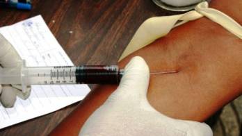 Realizarse la prueba de detección puede salvar su vida y la de su pareja.