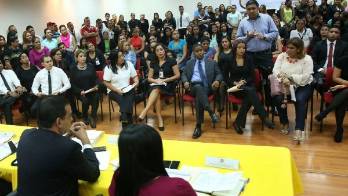 Doscientos noventa y cuatro trabajadores fueron cesados de la empresa La Riviera.