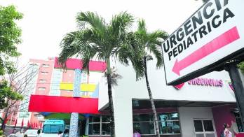 La estadía es gratuita y puede albergar hasta dos miembros de la familia.