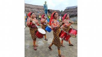 La danza siempre está presente en las celebraciones de las comunidades indígenas.