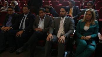 Directivos de la Secretaría de la Cadena de Frío durante su citación en la Asamblea