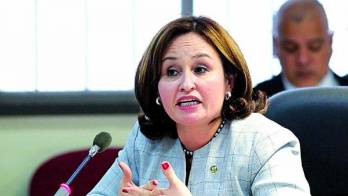 Procuradora Porcell presenta formalmente su renuncia ante el presidente Cortizo