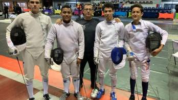 Se lucen en centroamericano de esgrima