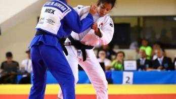 Kristine Jiménez logró presea.