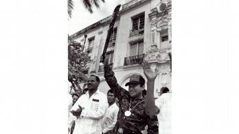 Noriega enfrentaba unas seis condenas en Panamá.