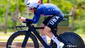Veterana se baña de oro