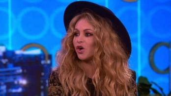 ‘La Chica dorada' le teme a las cirugías, sigue rutina de ejercicios