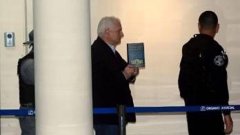 ‘La traición de Roma', libro que leía Martinelli.