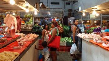 El costo de la comida y el desempleo tienen a las familias colonenses en la incertidumbre.