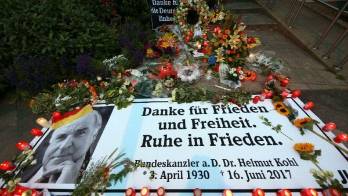 Papa lamenta muerte de Helmut Kohl