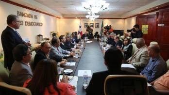 Miembros de la junta directiva de CD se reunieron para intentar apaciguar el conflicto.