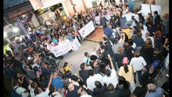 Durante la vigilia, gremios periodísticos y diferentes organizaciones demostraron su solidaridad a GESE.