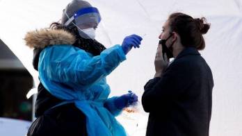 Van 72 millones de contagios en EE.UU.