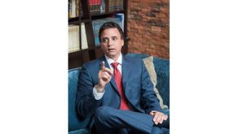 Buscan separar el poder económico del político