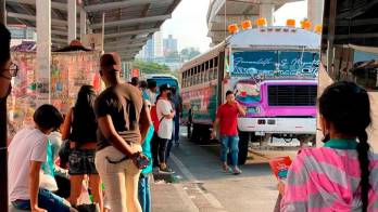 Exfuncionarios son investigados.