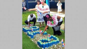 Se realizaron actos en colegios y entidades públicas.