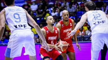CAMINO AL MUNDIAL FIBA INDONESIA-JAPÓN-FILIPINAS 2023. | La Selección Mayor de Baloncesto de Panamá, que está ubicada en el Grupo E, ya conoce a su primer rival, en la segunda ronda, rumbo al Mundial FIBA Indonesia-Japón-Filipinas 2023. Todo comenzará frente a República Dominicana el jueves 25 agosto, después va ante Canadá el lunes 29; el 10 de noviembre jugará ante Bahamas; el domingo 13 nuevamente le verá la cara a los canadienses. Se hace una pausa y ya para el 2023, choca frente a República Dominicana el 24 de febrero y cierra el lunes 27 de febrero con Bahamas.