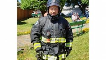 Bombero muere tratando de salvar un cordero