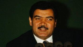 Talibanes ahorcan a expresidente afgano