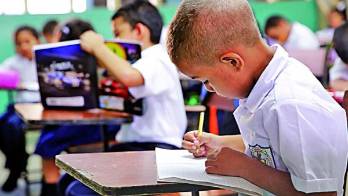 La prueba ERCE será aplicada a 12 mil estudiantes de centros públicos y particulares del país.