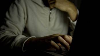 En computadora se halló material