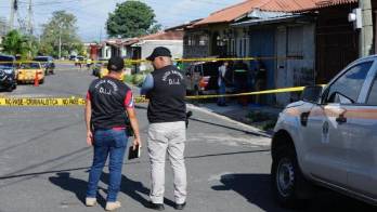 Sicarios lo sorprendieron cuando estaba en su auto