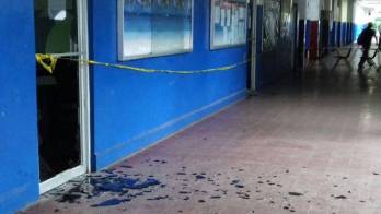 Sujetos irrumpieron en la dirección del plantel.