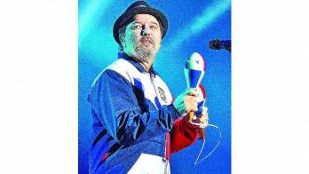 Hoy es la entrega de los Grammy Awards, Blades está nominado