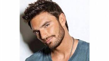 El actor Julián Gil planea cerrar la fábrica