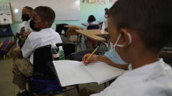 Asoprof afirma que hay asignaciones que no cuentan con el equipo para combinar la teoría con la práctica.