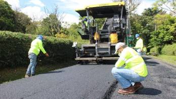Mantenimiento de calles en El Valle de Antón