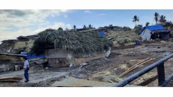 Wala, en la comarca Wargandi, intenta surgir de las cenizas