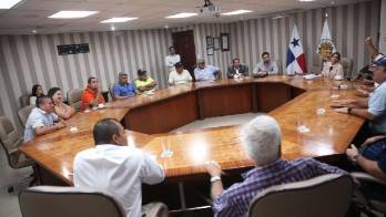 El Mercado de Abastos fue construido en el año 1984.