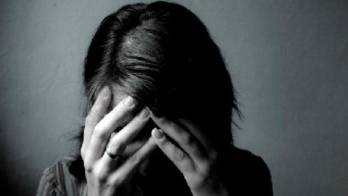 Sus parientes pueden decirle al paciente deprimido que lo aman, apoyan y comprenden.