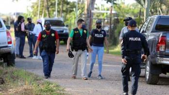 Lo apuñaló en el corazón por unas botas