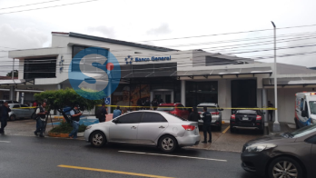 Las autoridades hacen las investigaciones.