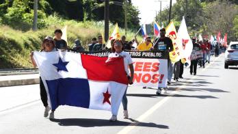 La movilización buscó mantener viva la memoria histórica y rendir homenaje a los caídos.
