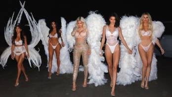 Las Kardashian, en ropa interior al estilo de los ángeles de Victoria's Secret