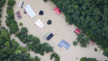 Sube a 26 la cifra de muertos por las inundaciones en Kentucky (EE.UU.)
