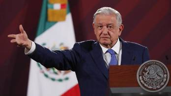 El presidente de México, Andrés Manuel López Obrador, habla durante una conferencia de prensa matutina en el Palacio Nacional, de la Ciudad de México (México). Imagen de archivo.