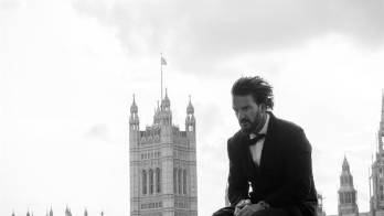 Ricardo Arjona desafiará a la industria musical con una doble producción