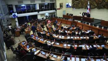 Asamblea instala nuevo periodo con elección de Junta Directiva e informe presidencial