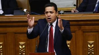 El chavismo se reincorpora a Parlamento venezolano tras más de 2 años ausente