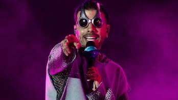 Dejé de escribirte, no de amarte.