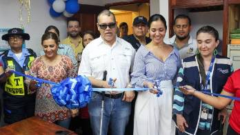 Aproveche y saque a tiempo su calcomanía.