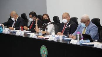 Comisión de Gobierno aprobó en primer debate el primer bloque (del artículo 1 al 75) del Proyecto de Ley 544 que reforma el Código Electoral.