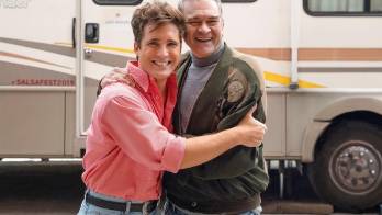 Buenos, malos y oportunistas, así son los personajes de Luis Miguel