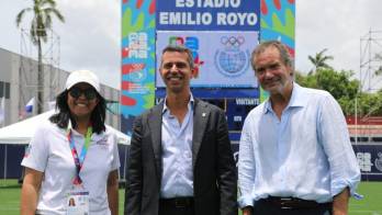 El presidente de Panam Sports, Neven Ilic (derecha), recorrió las principales sedes de Panamá 2026 junto a autoridades deportivas nacionales.