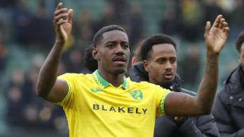 José Córdoba fue titular y jugó todo el partido en la victoria del Norwich City, destacando como líder defensivo.