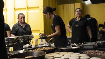 Los fondos a recaudar serán destinados a las familias de las víctimas del terremoto de Colombia.